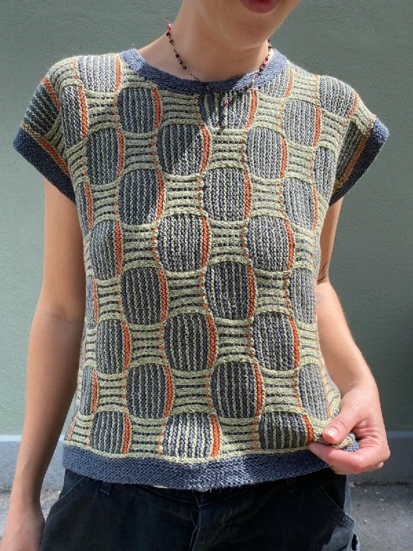 Saga vest by Hanne Falkenberg, (No. 21) knitting pattern