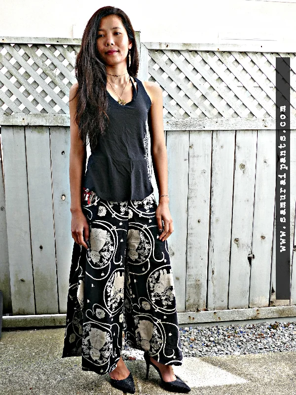 Neko Cat (BLACK NAKA) Wide Leg Pants