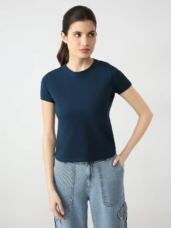 Women Slim Fit Solid T-Shirt